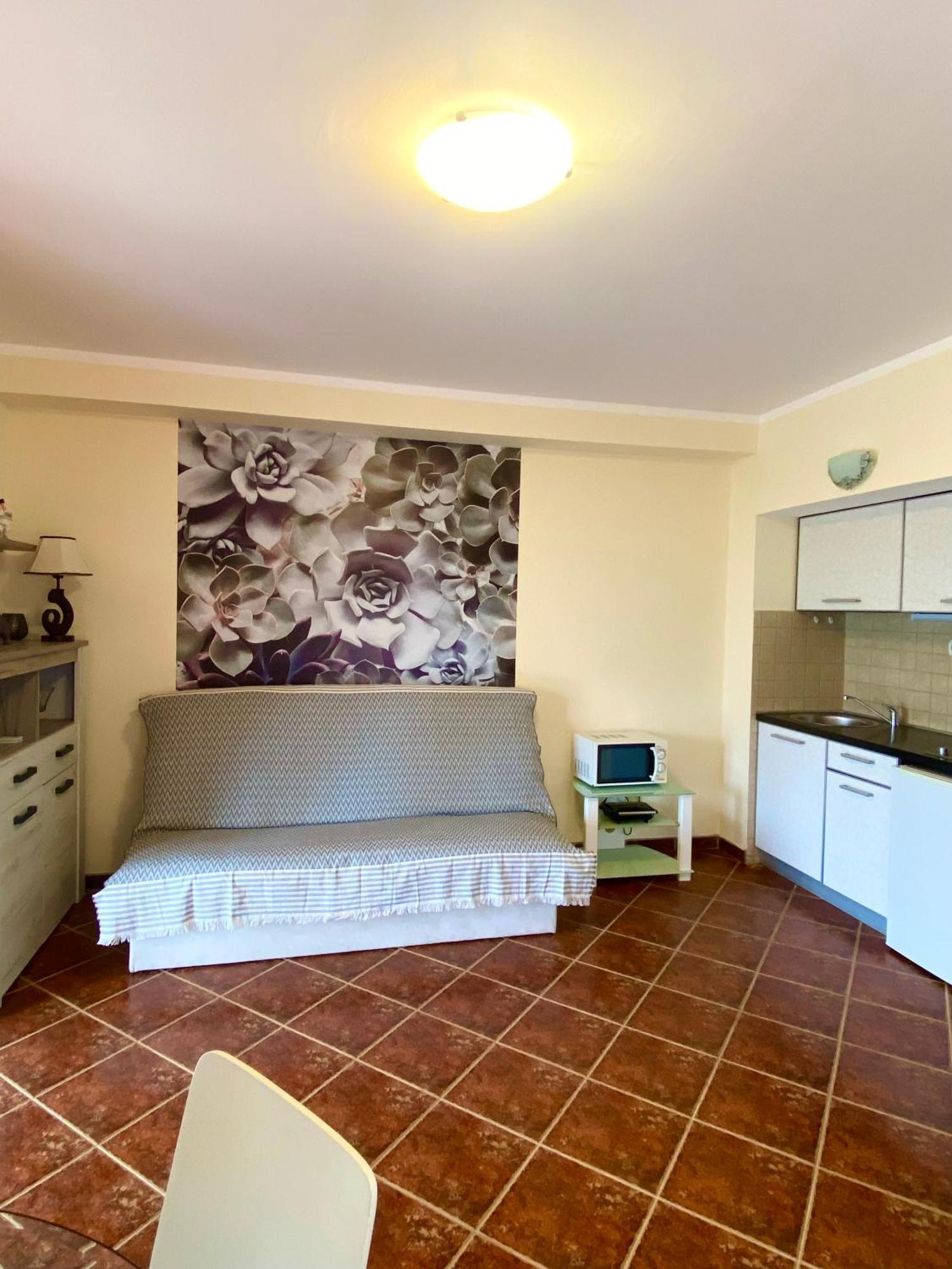 Apartments Villa Viktoria Tivat Exterior photo